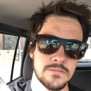 Meet your Posher, Garrett